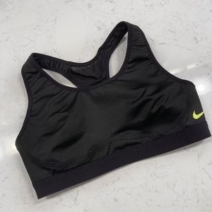 Nike┆swoosh logo sports bra